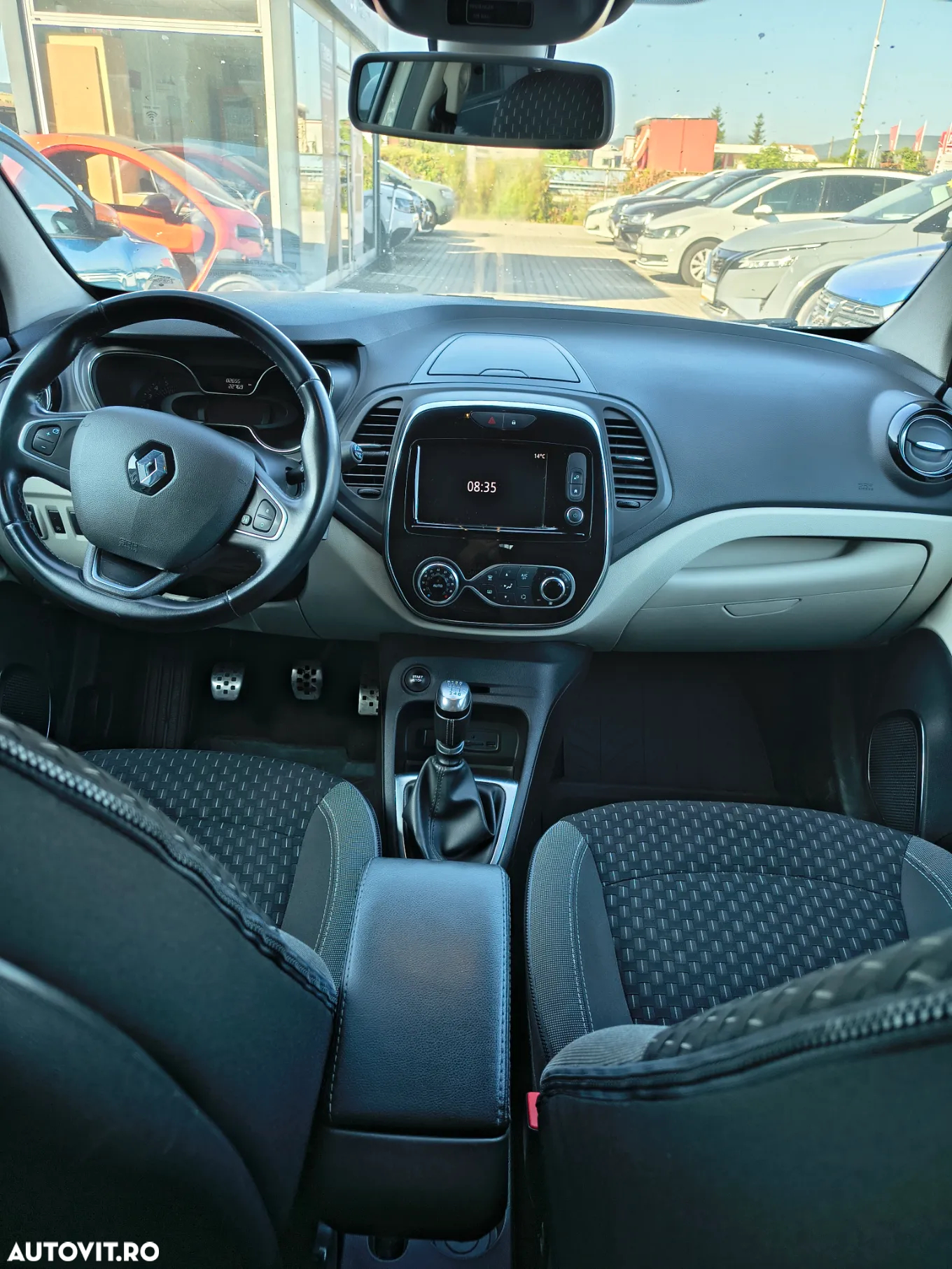 Renault Captur TCe GPF Intens - 3