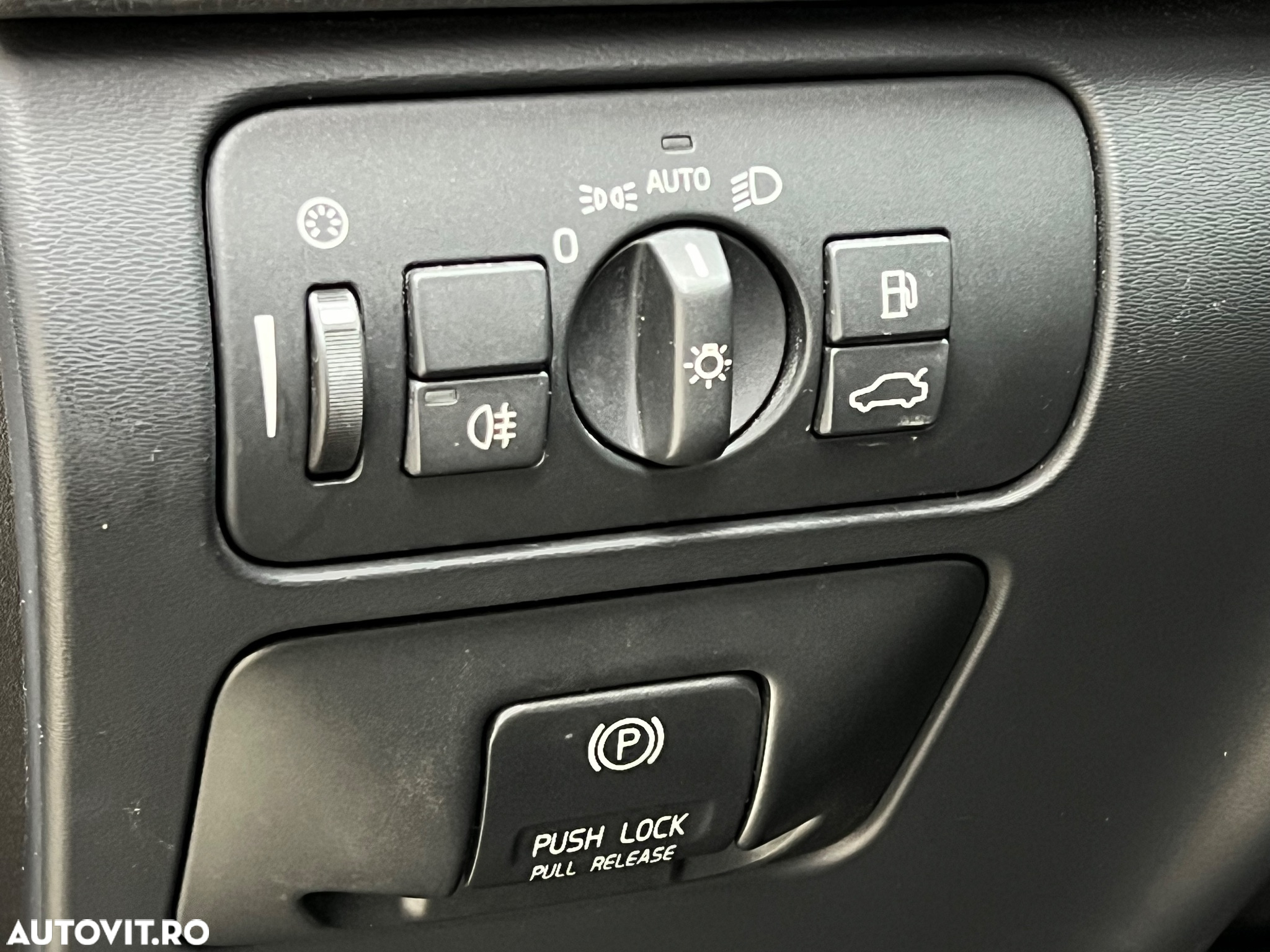 Volvo XC 60 D5 AWD Aut. RDesign - 22