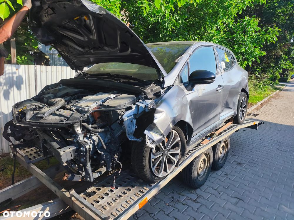 Renault Clio 1.6 E-TECH Full Hybrid 145 Evolution - 8