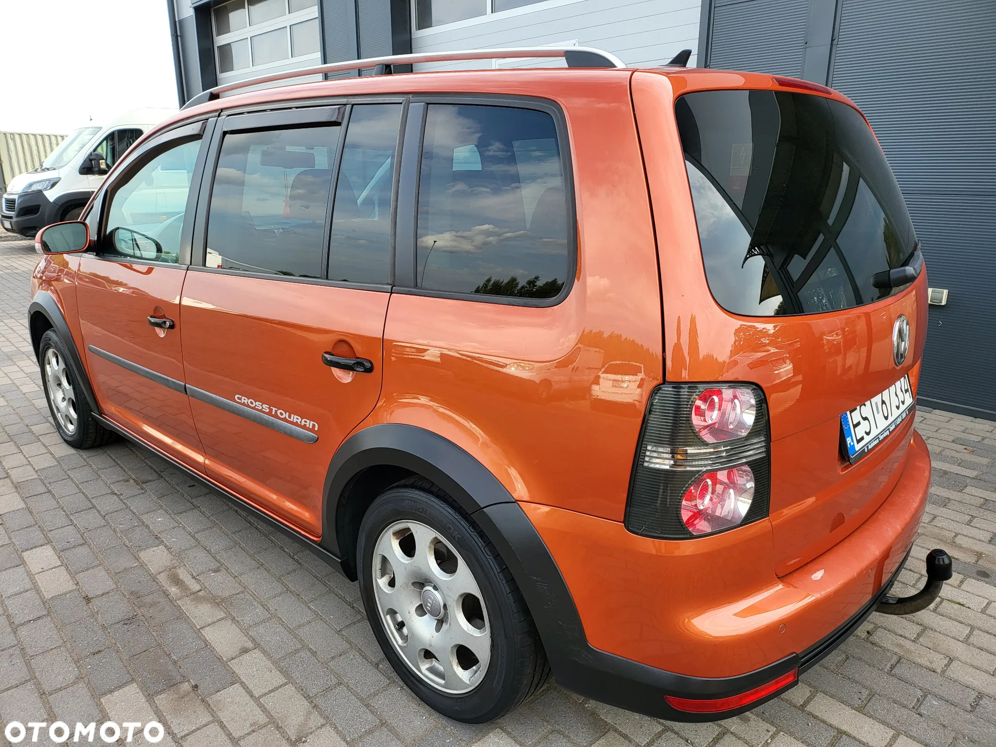 Volkswagen Touran 1.4 TSI Cross - 15
