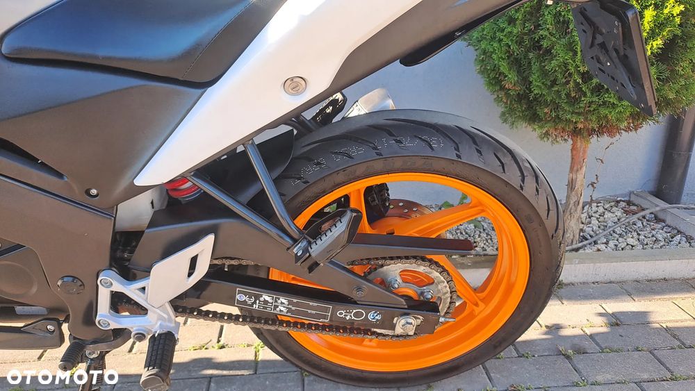 Honda CBR - 26