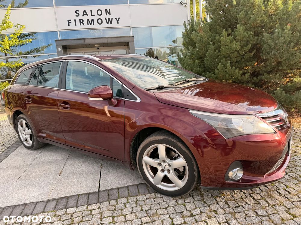 Toyota Avensis 1.8 Multidrive S Executive - 2