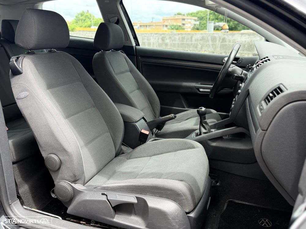 VW Golf 1.4i Trendline AC - 10