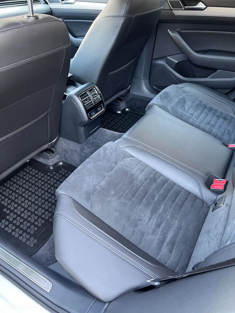Volkswagen Passat 1.8 TSI BMT Highline - 39