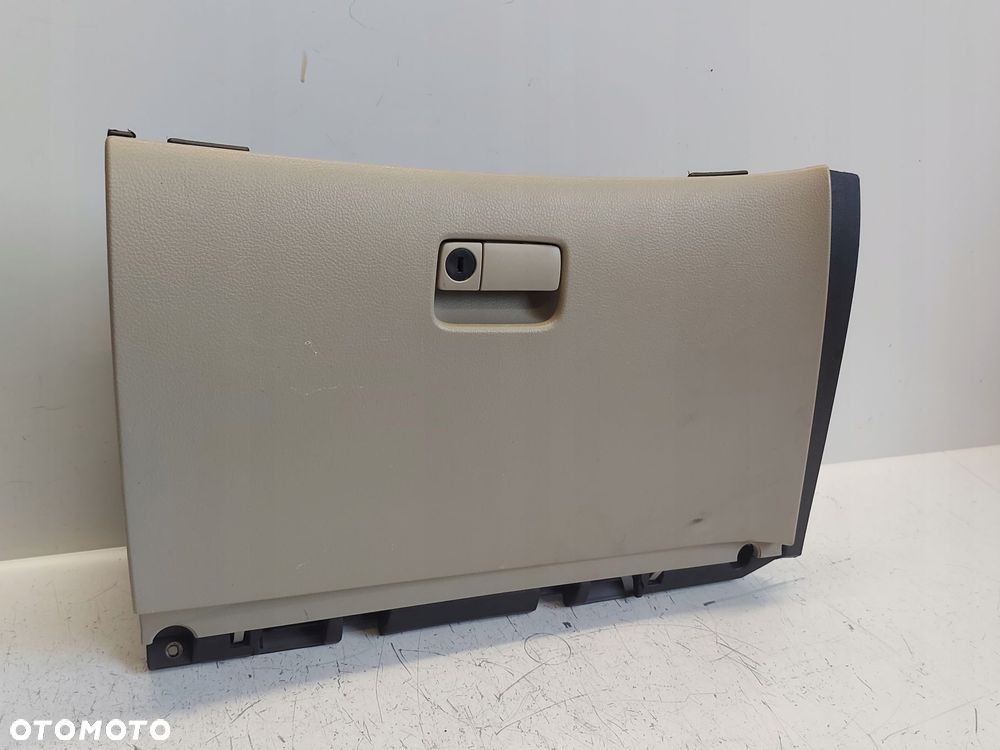 NISSAN PRIMERA P12 SCHOWEK PASAŻERA JASNY EUROPA - 2