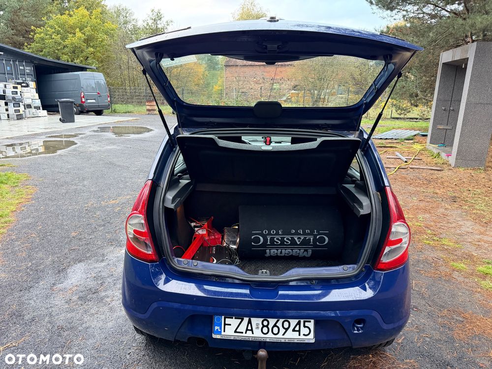 Dacia Sandero - 6