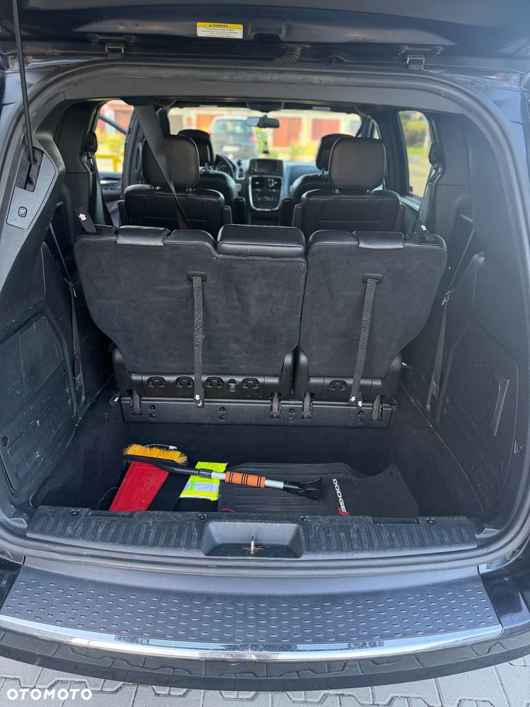 Dodge Grand Caravan - 7