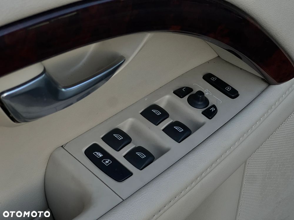Volvo XC 70 - 19