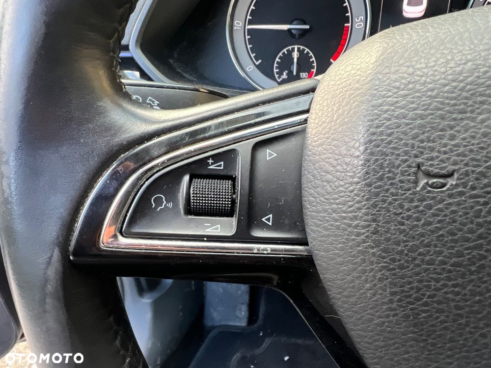 Skoda Superb 2.0 TDI DSG L&K - 15