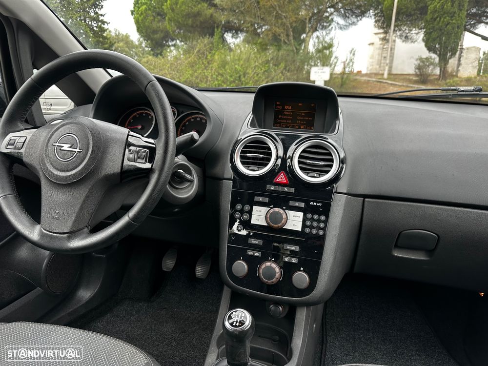 Opel Corsa 1.2 Twinport Cosmo - 13