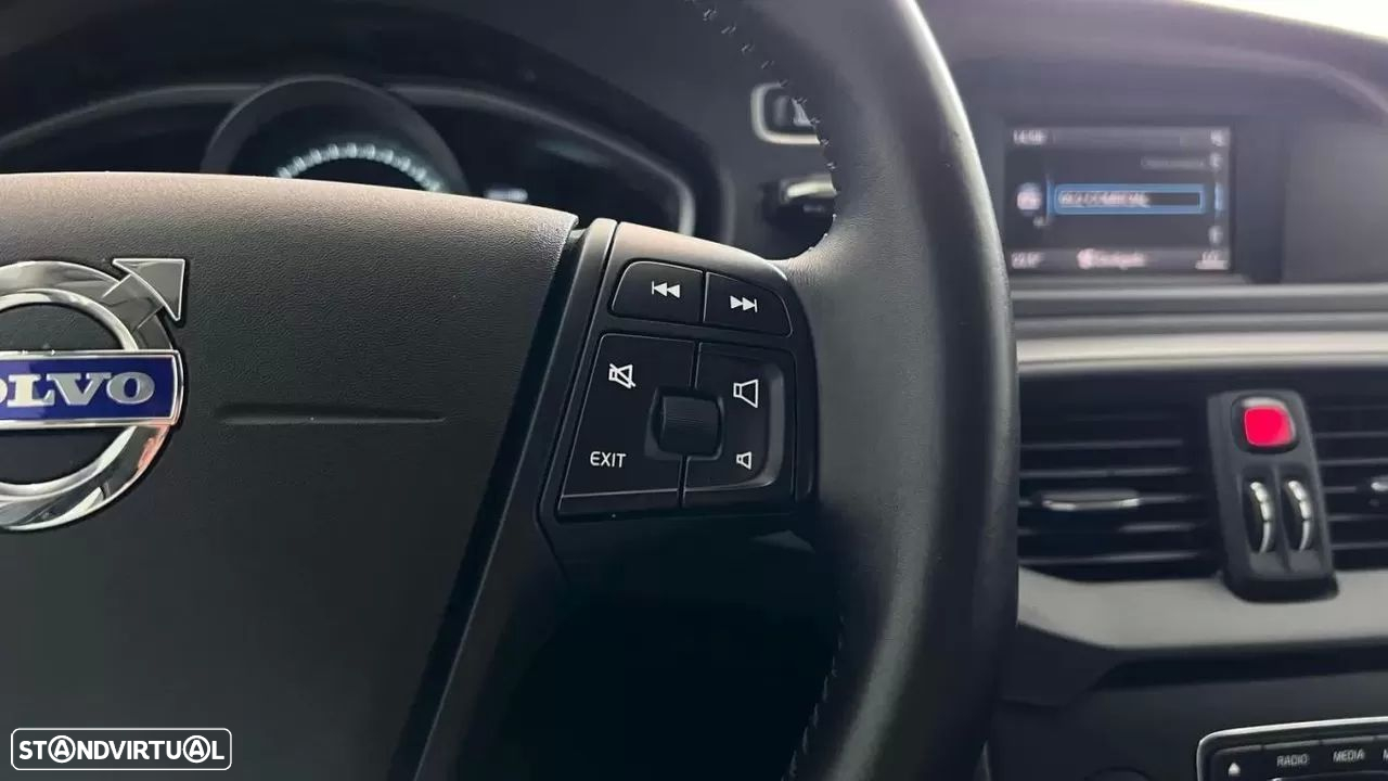 Volvo V40 1.6 D2 Momentum - 16