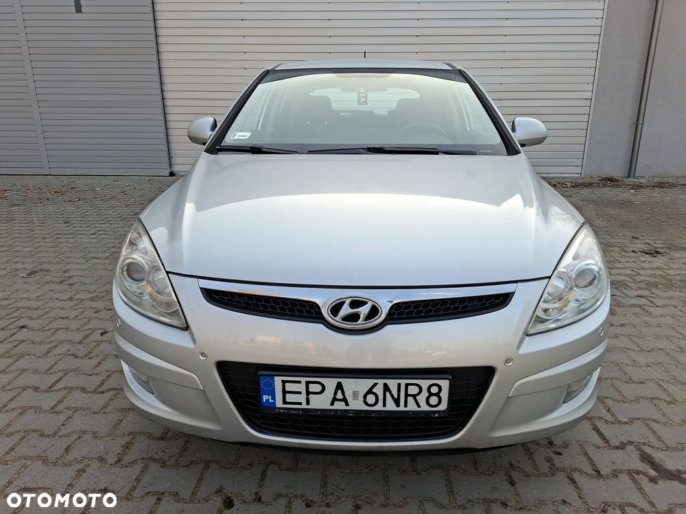 Hyundai i30 1.6 CRDi Classic + - 14