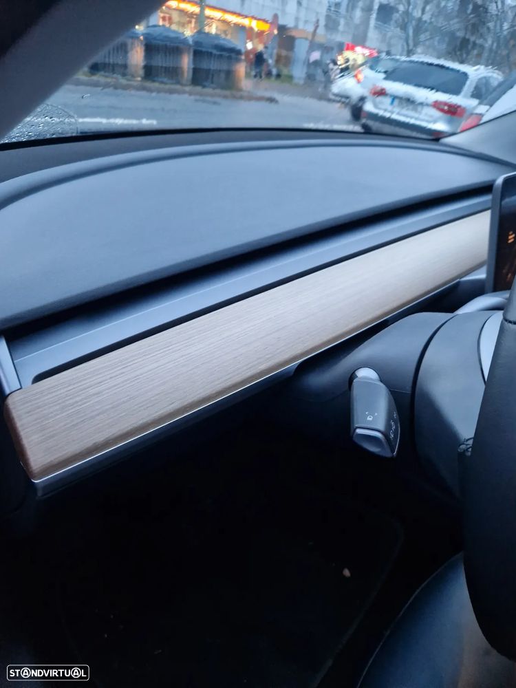 Tesla Model 3 Standard Range Plus RWD - 5