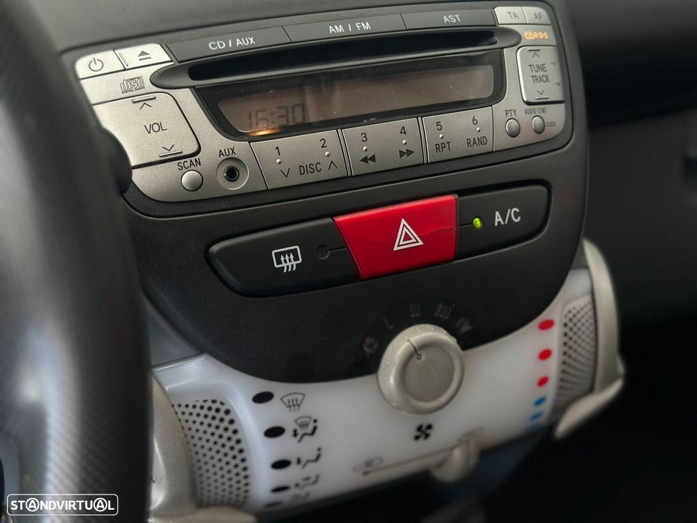 Toyota Aygo 1.0 Style Pack - 13