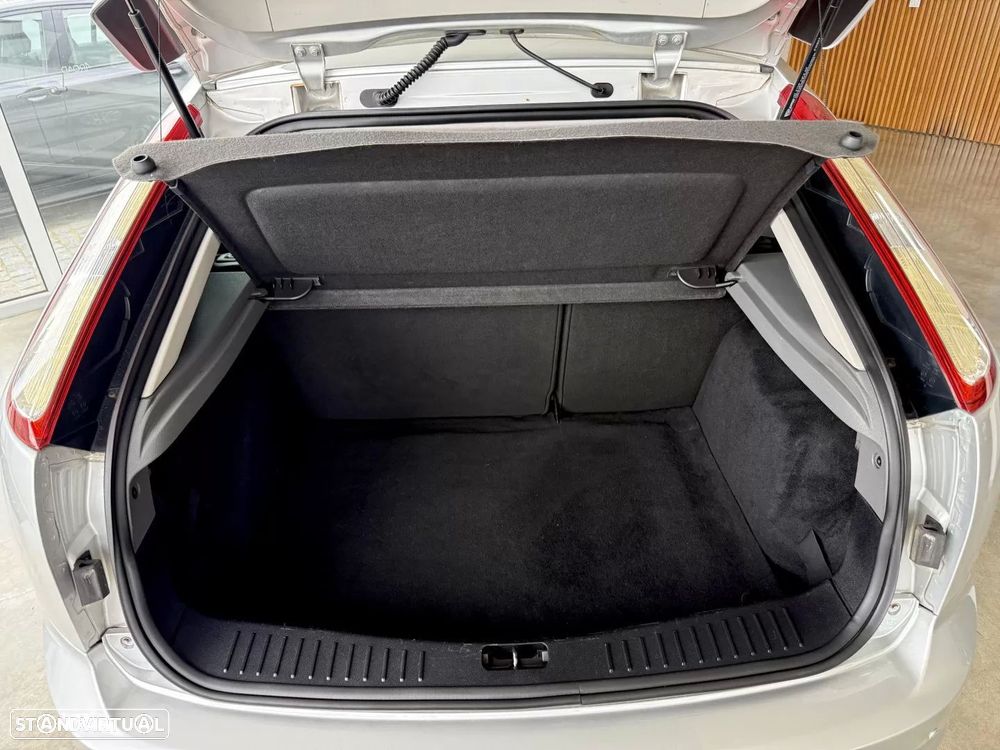 Ford Focus 1.6 TDCi Titanium - 60