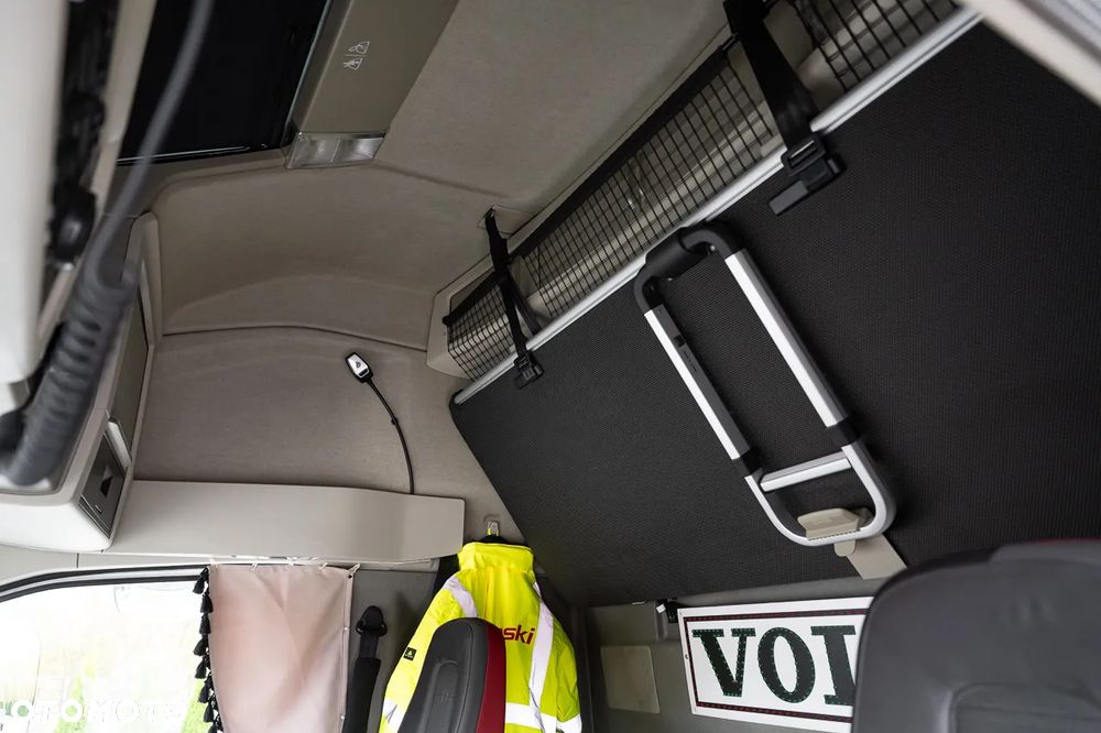 Volvo FH460 Euro 6 - 12