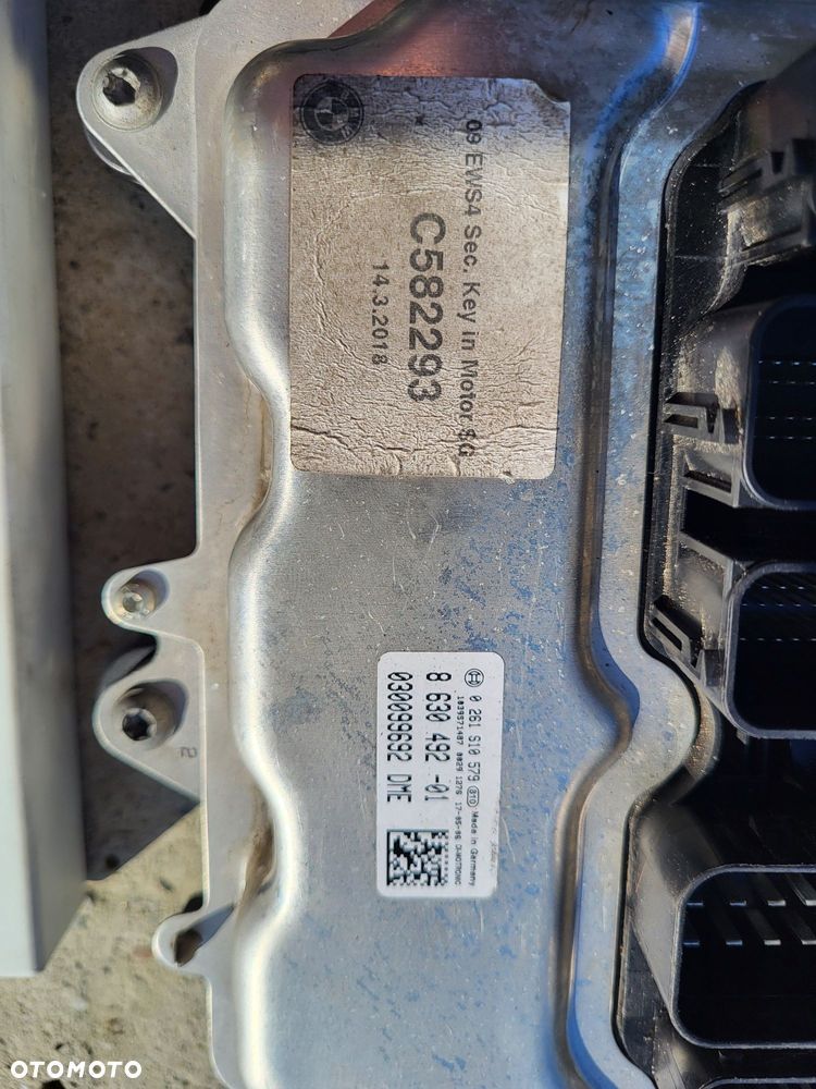 Sterownik Silnika Komputer m5 f10 m6 f06 f12 f13 v8 4.4 560km - 3