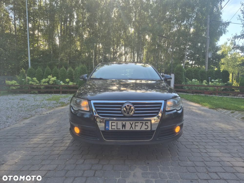 Volkswagen Passat 2.0 TDI DPF Comfortline DSG - 2