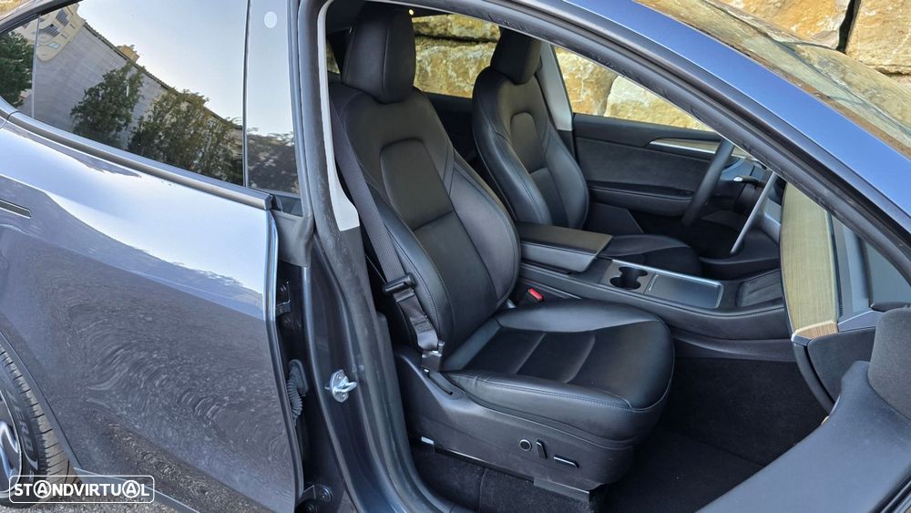 Tesla Model Y Long Range Tração Integral - 50