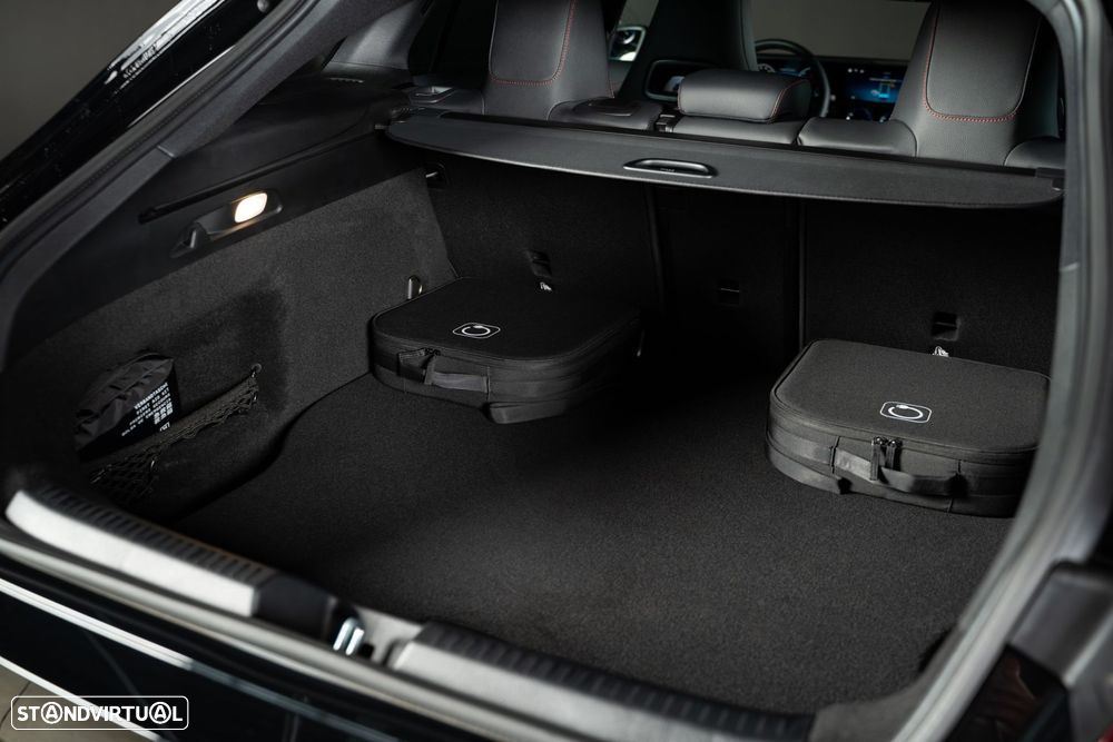 Mercedes-Benz CLA 250 e 8G-DCT Edition AMG Line - 53