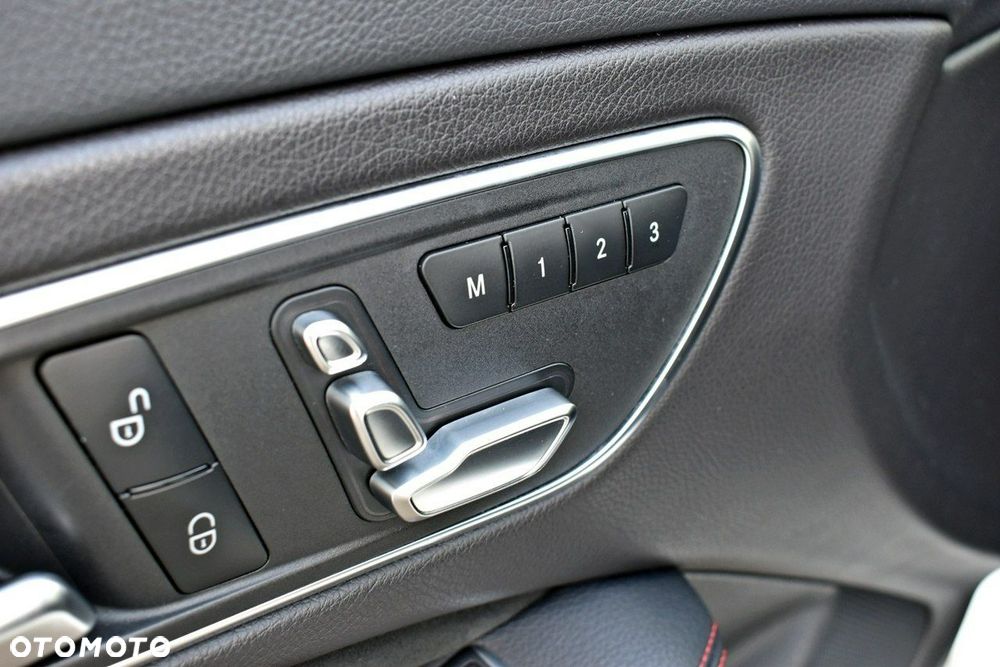 Mercedes-Benz CLA AMG 45 4Matic 7G-DCT - 15