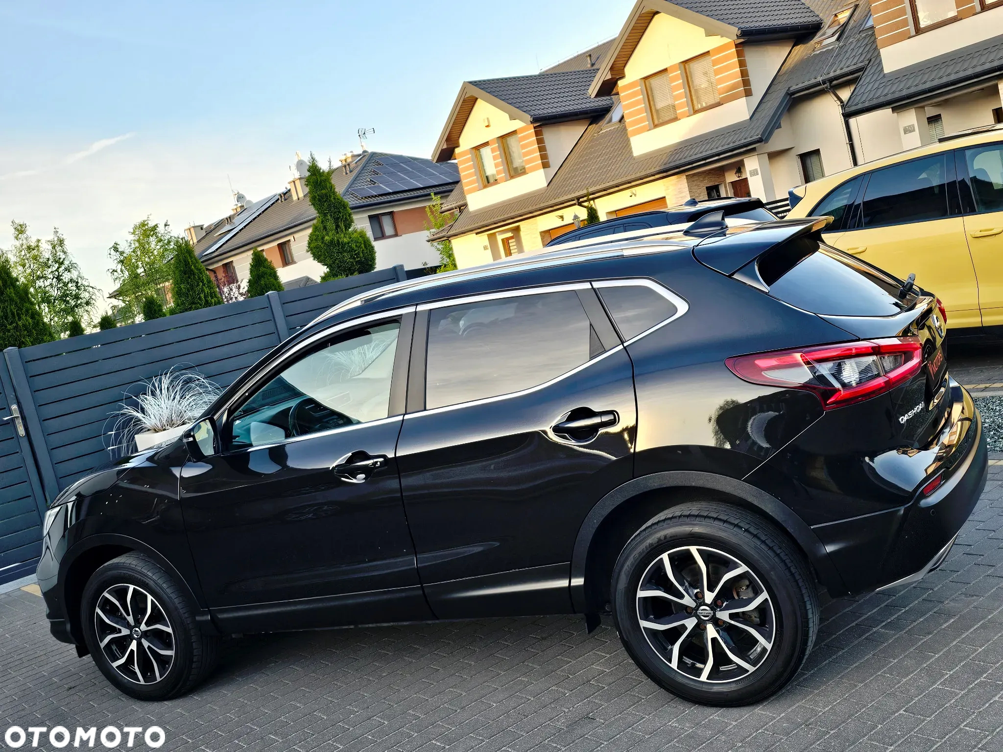 Nissan Qashqai 1.7 dCi TEKNA+ - 30