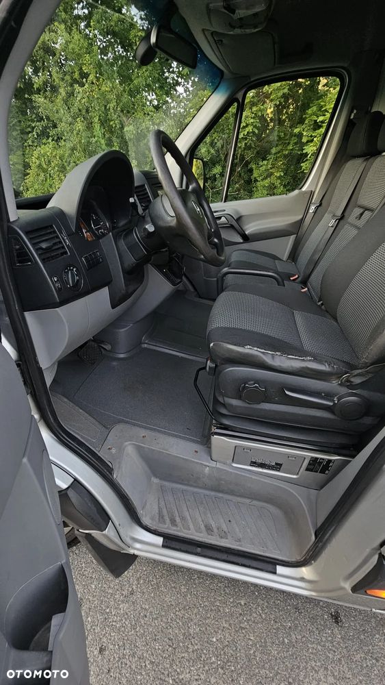 Mercedes-Benz Sprinter - 23