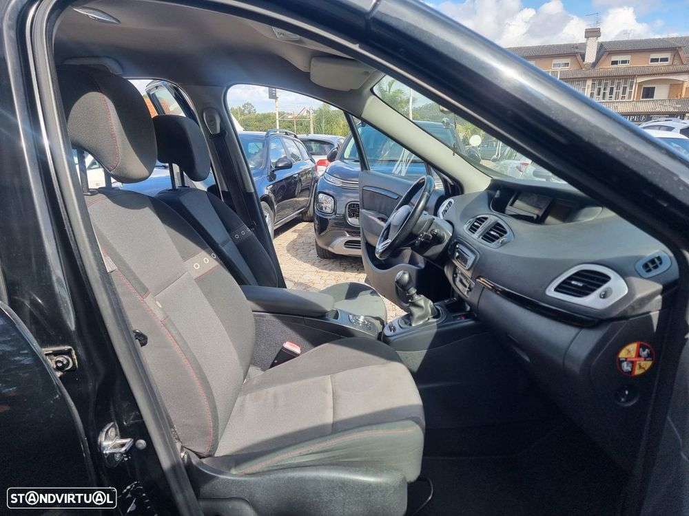 Renault Scénic 1.5 dCi Expression SS - 10