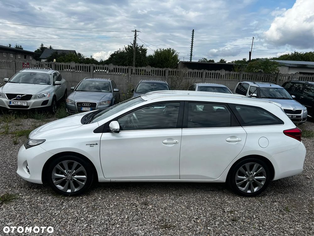 Toyota Auris - 12
