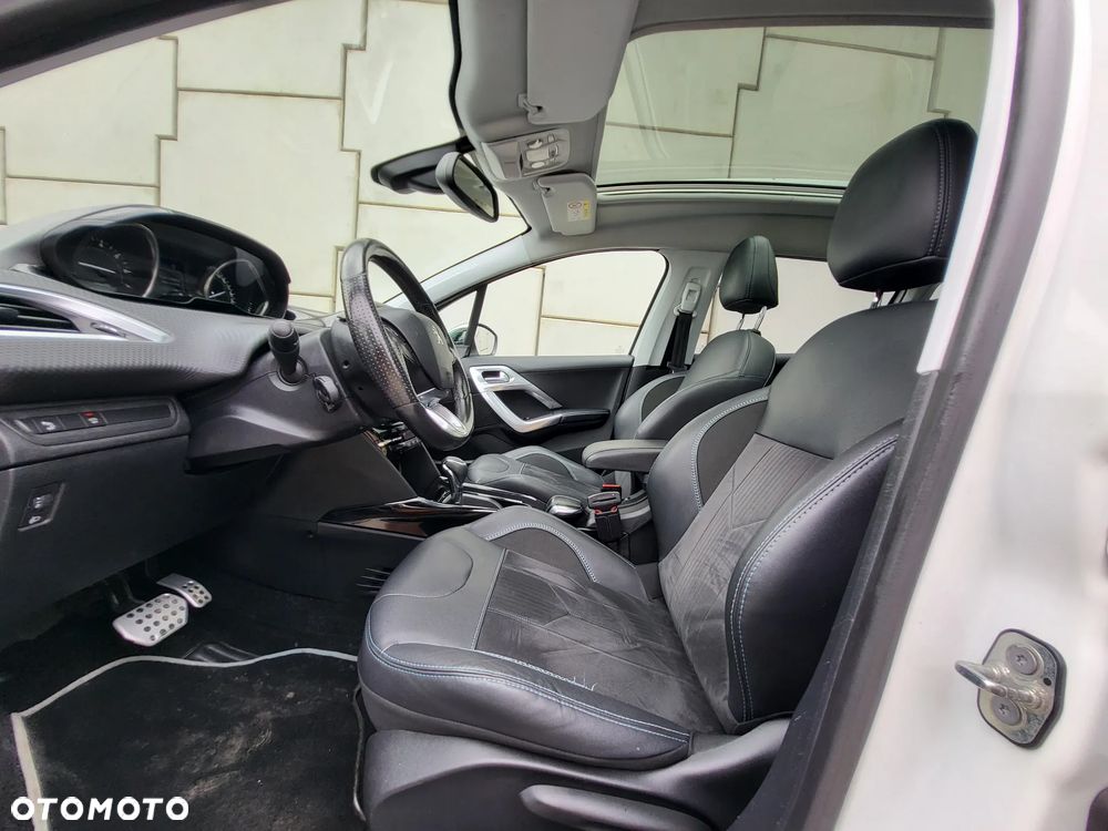 Peugeot 2008 - 7