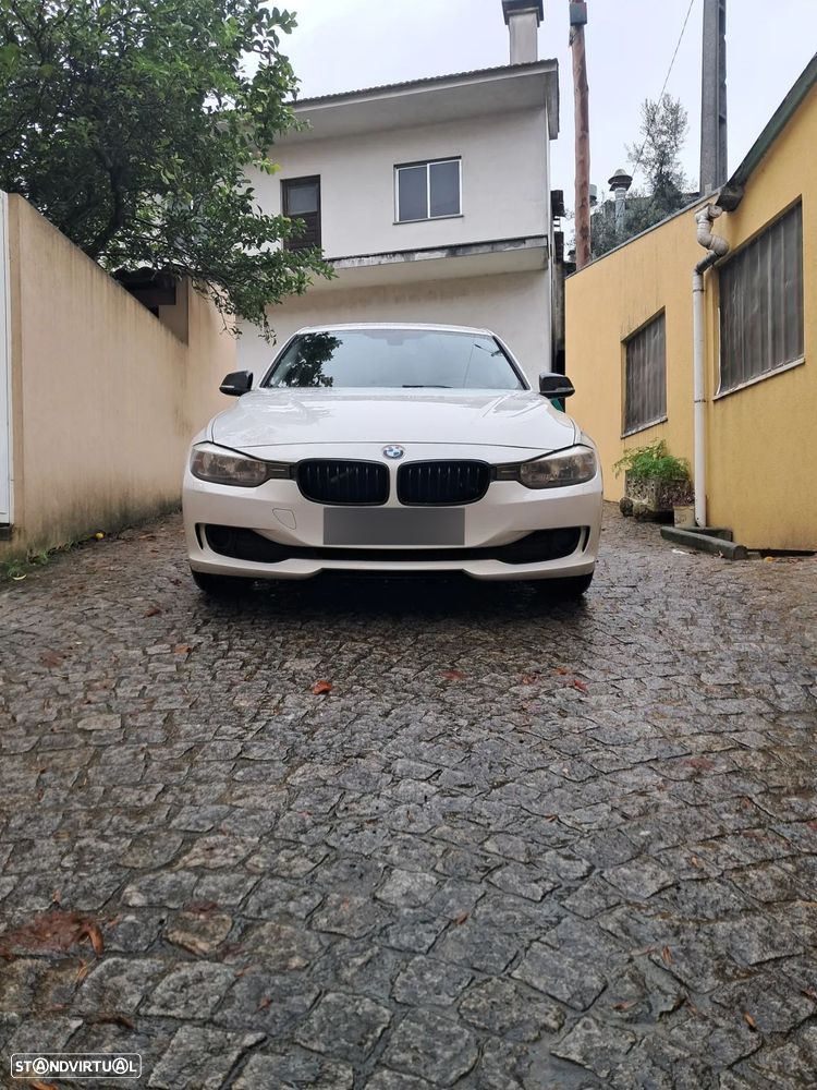 BMW 320 - 15