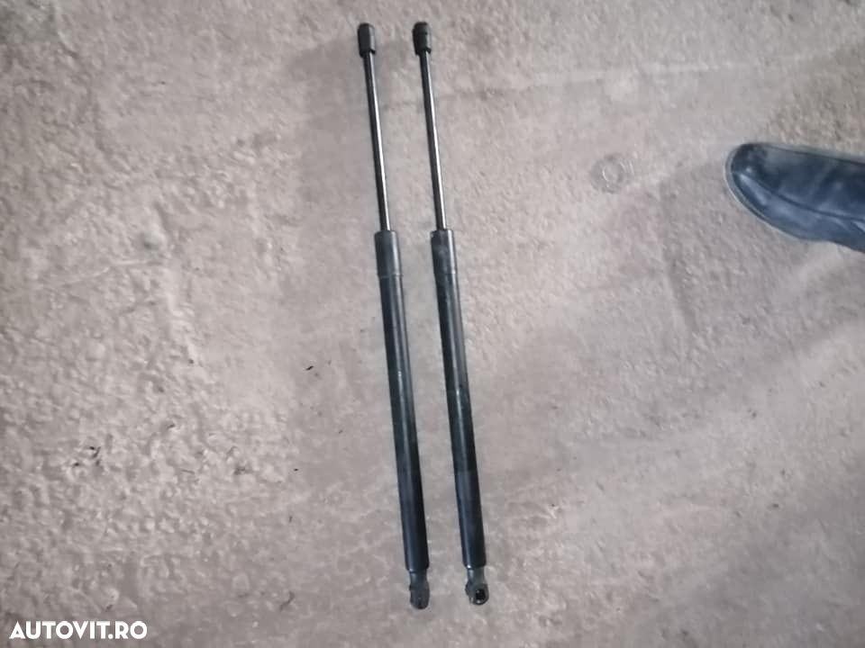 Amortizoare haion jeep compass 2017-2021 cod 68250004ac