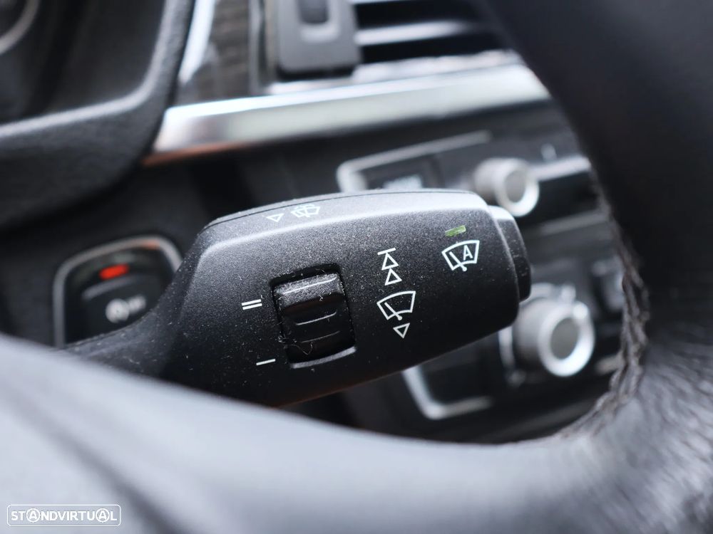 BMW 318 d Line Modern - 10