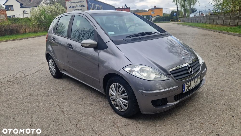 Mercedes-Benz Klasa A 150 BlueEFFICIENCY Elegance - 2