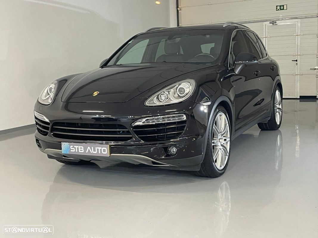 Porsche Cayenne S Hybrid - 1