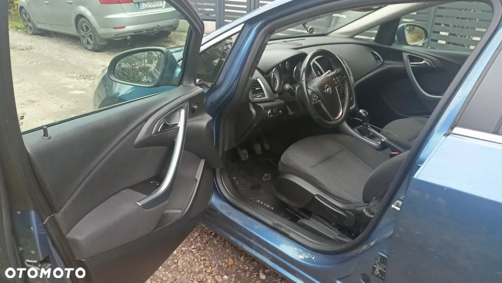 Opel Astra IV 1.4 T Active - 4