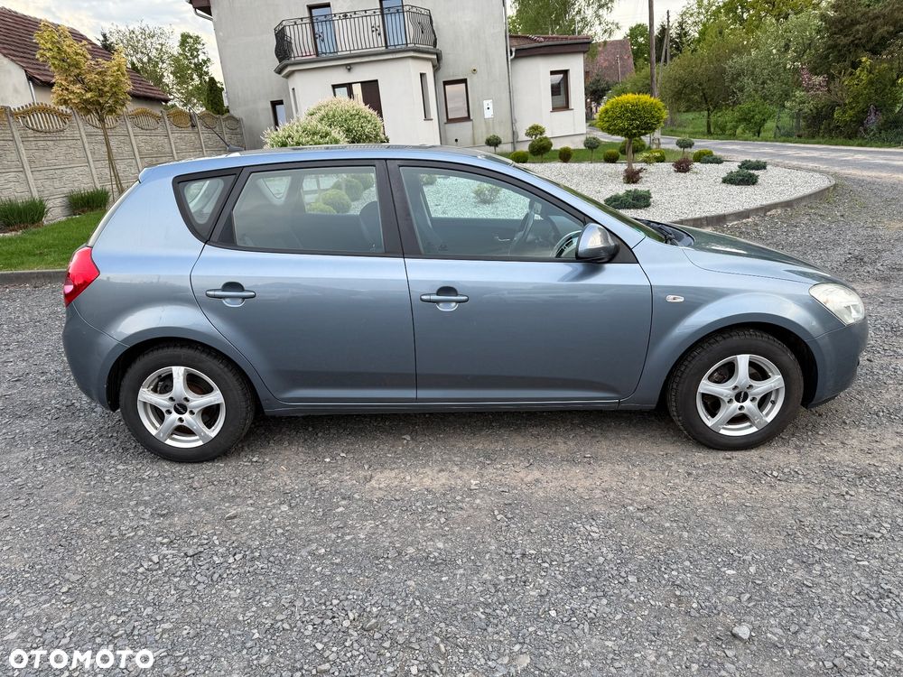 Kia Ceed 1.4 CVVT LX - 7
