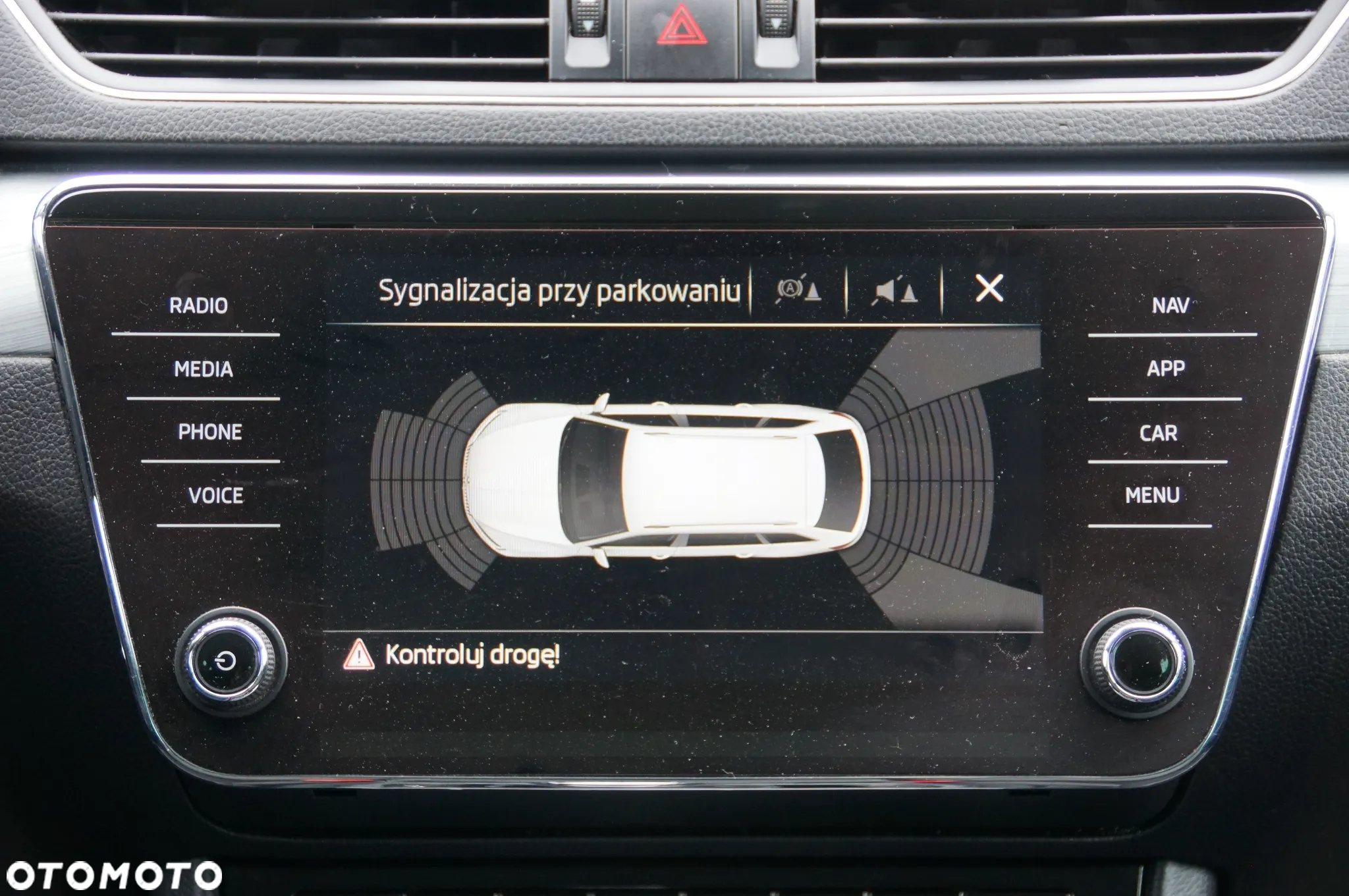 Skoda Superb 2.0 TDI Ambition DSG - 15