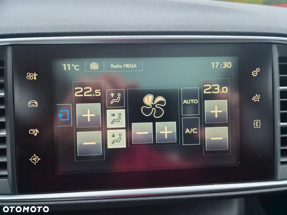 Peugeot 308 2015