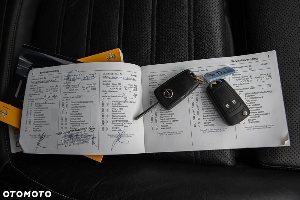 Opel Insignia 2.0 CDTI Cosmo ecoFLEX S&S - 31