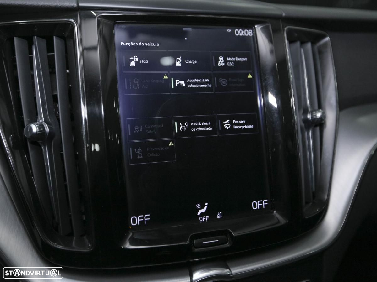 Volvo XC 60 2.0 T8 PHEV Momentum AWD - 25