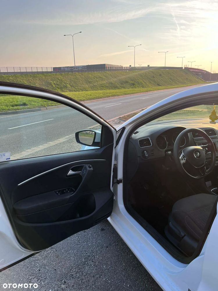 Volkswagen Polo 1.2 TSI BMT Comfortline - 9