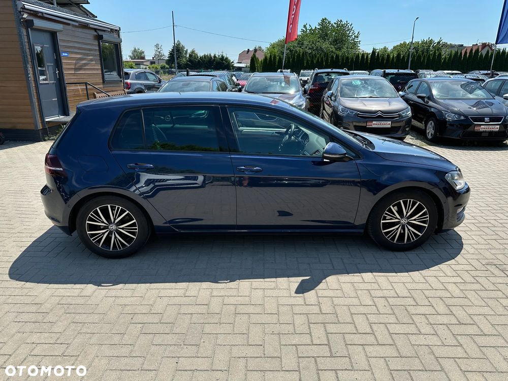 Volkswagen Golf - 35