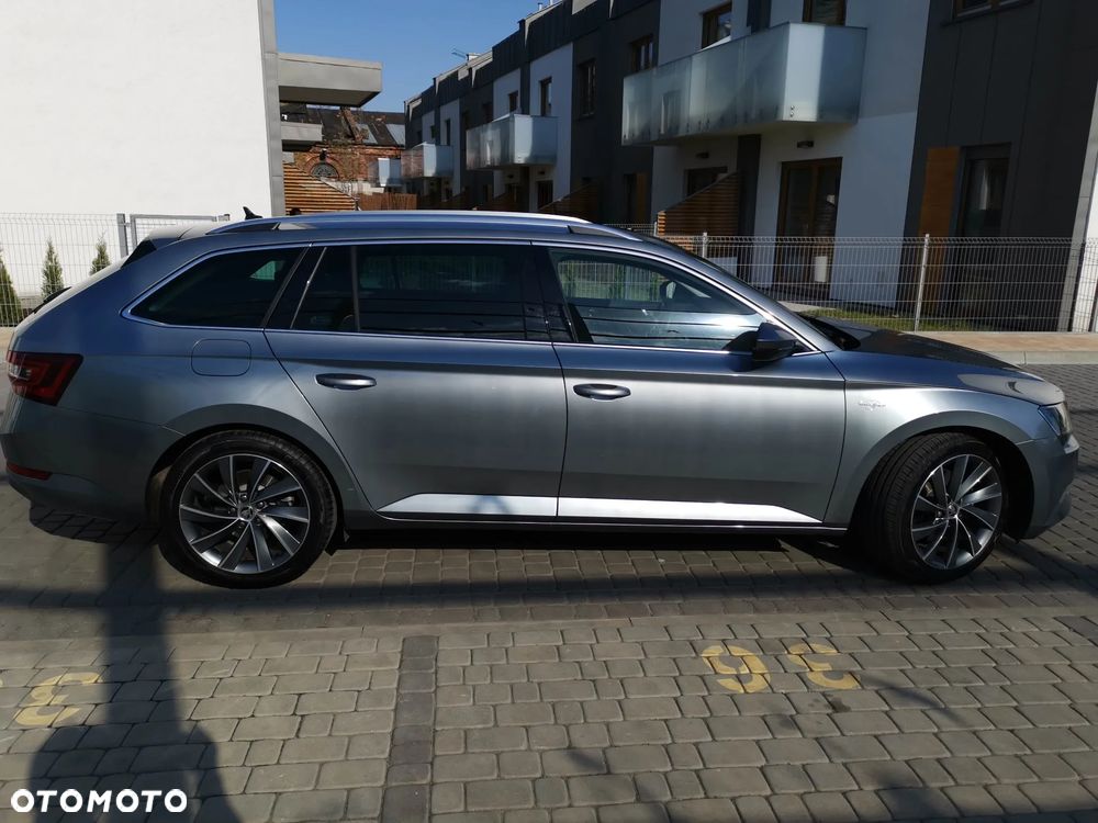 Skoda Superb 2.0 TDI 4x4 L&K DSG - 18