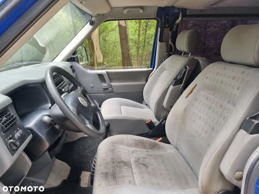 Volkswagen Multivan - 15