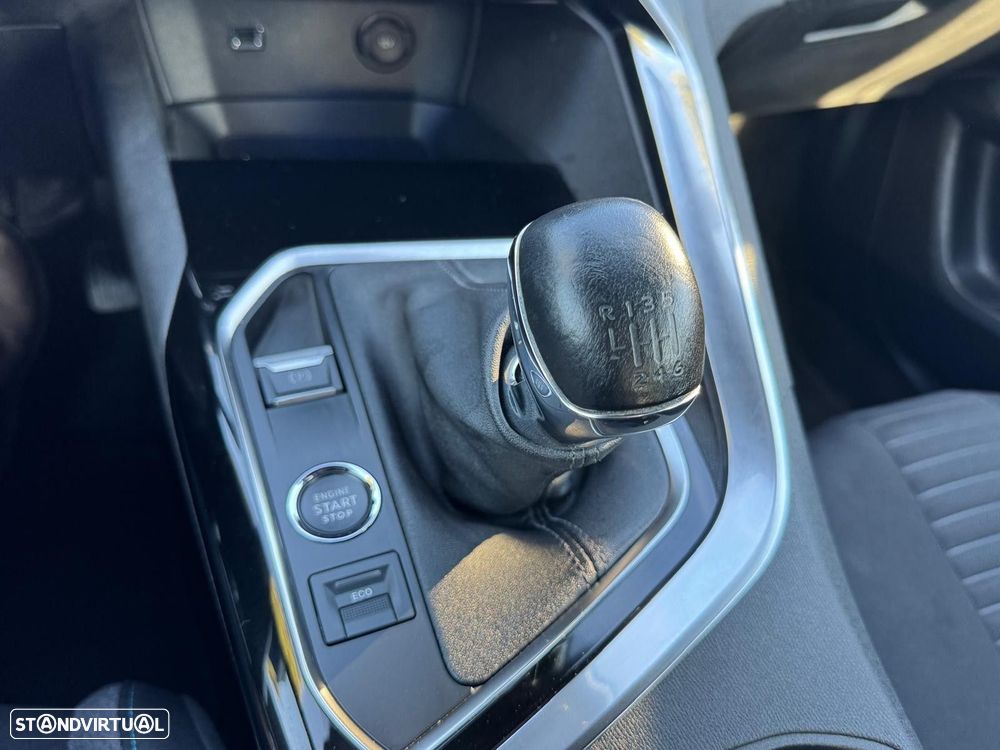 Peugeot 3008 1.2 PureTech Allure - 18