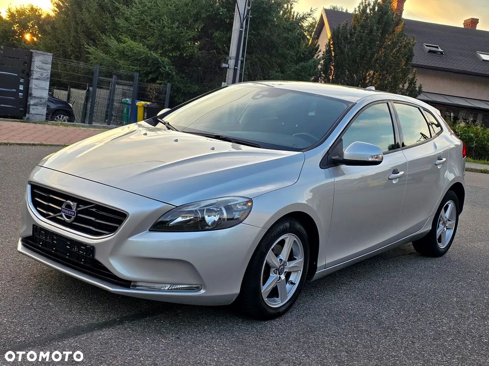 Volvo V40 D2 Momentum - 5