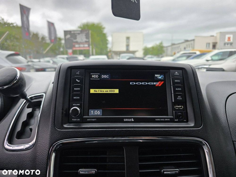 Dodge Grand Caravan - 20