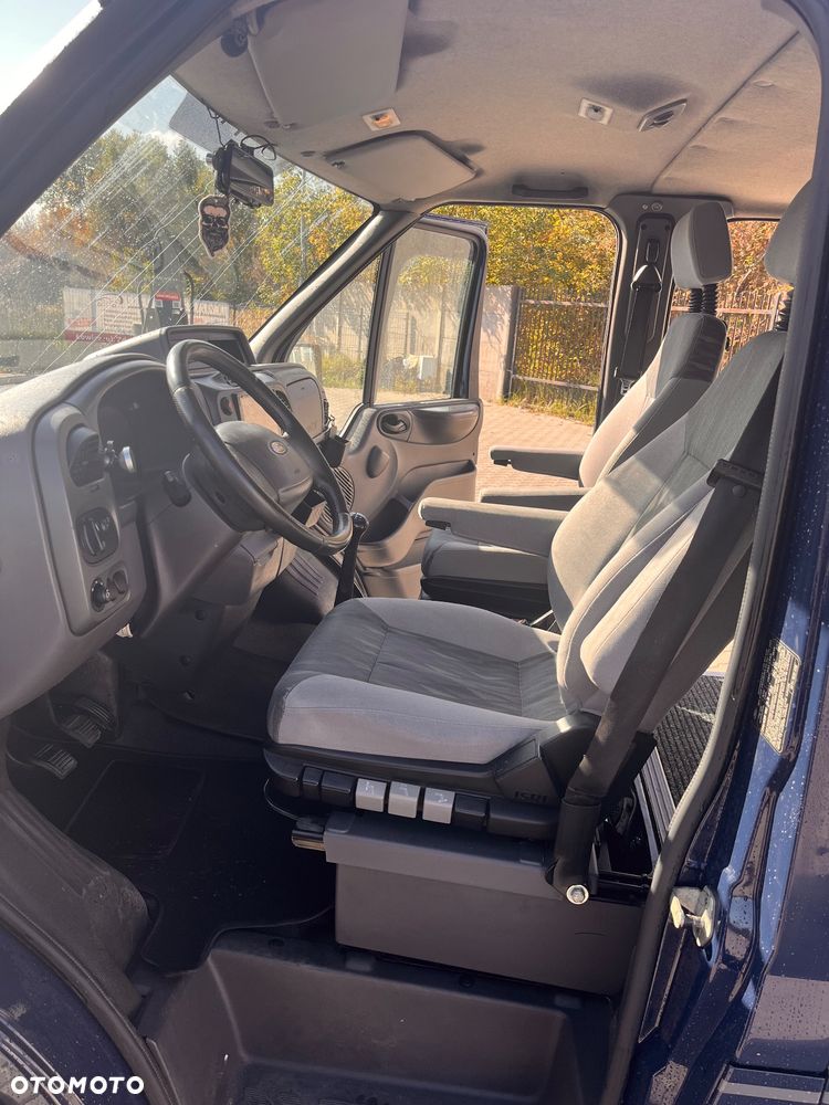 Ford Transit - 6