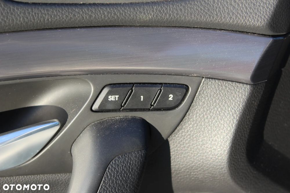 Hyundai i40 Kombi blue 1.7 CRDi DCT Premium - 14